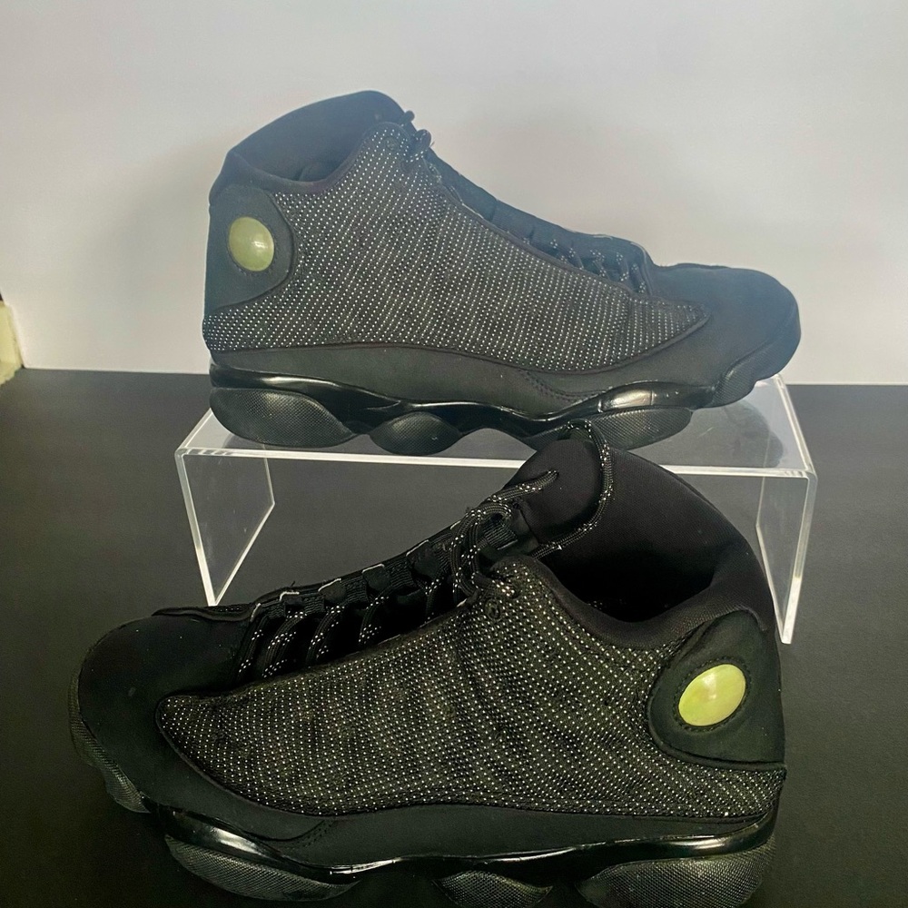 The Air Jordan Retro 13 Black Cat 414571-011 Size 10